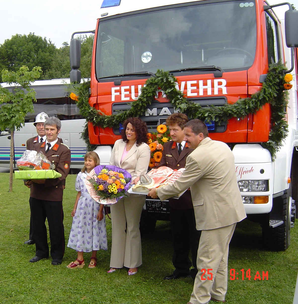 2004 einweihung tank 2004kl